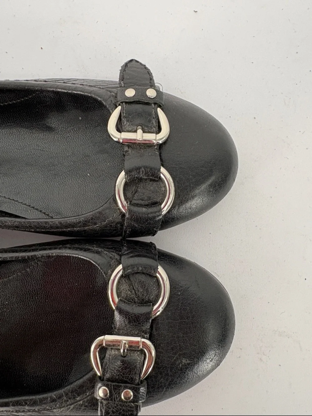 🐺 Franco Sarto Black pebbled Leather Buckle Flats